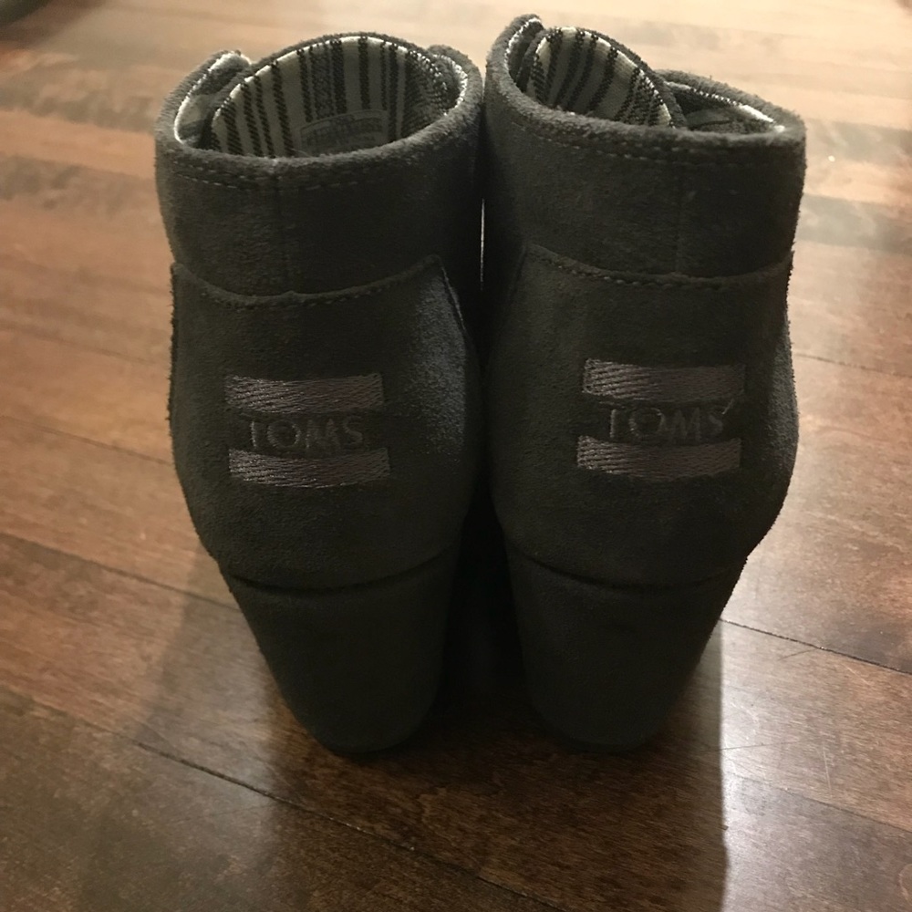 Toms Suede Desert Wedges